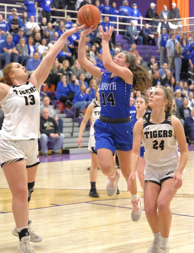 No. 3 South Williamsport girls basketball falls to No. 1 Southern